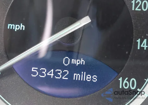 2005 Mercedes-Benz Sl 500 from USA, damaged, VIN WDBSK75F25F093003